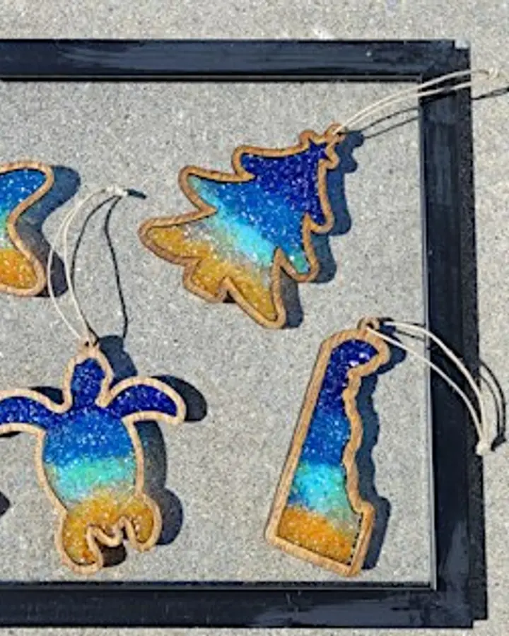 Sparkle by the Sea -Create a Holiday Coastal Sun Catcher